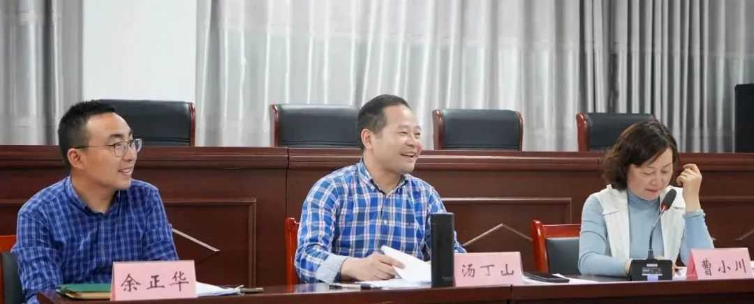 凝“新”聚力 | 鄱阳卫校举行青年教师座谈会