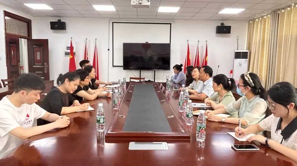 院校合作促发展 共建共赢谱新篇丨上饶师范学院马院联合我校举行跨校导师聘请仪式