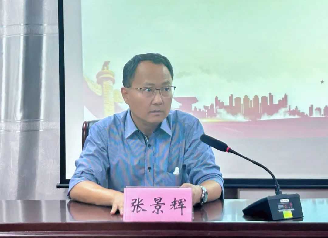 鄱阳卫生学校特邀南昌水专副主任医师来校开展专题讲座