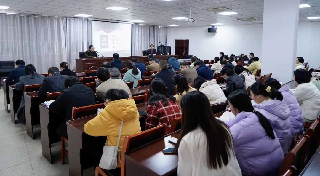 学思践悟 充电蓄能 | 鄱阳卫生学校邀请江西医专教授开展专题讲座