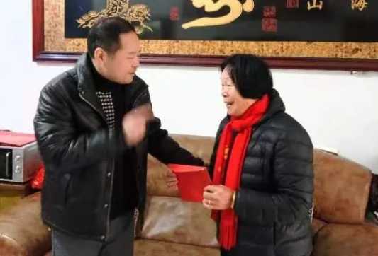 岁末寒冬送关怀 走访慰问暖人心 | 鄱阳卫校领导开展春节走访慰问活动
