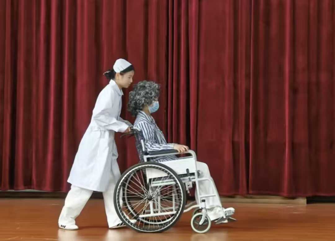 【职业教育活动周】 我校举办“5·12”文艺汇演暨“笃学砺能 守护健康”主题团日活动